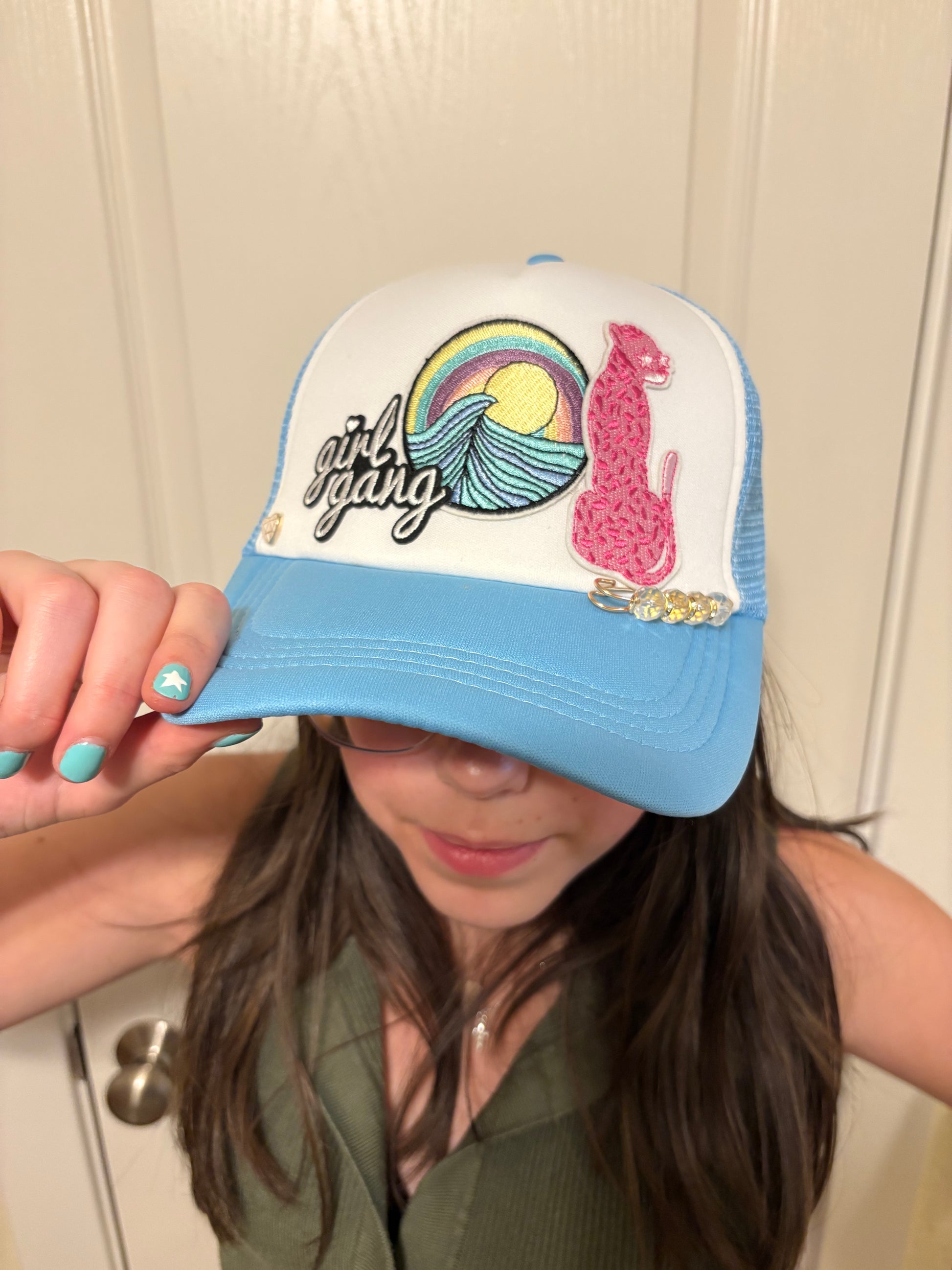 SURF TRUCKER HAT