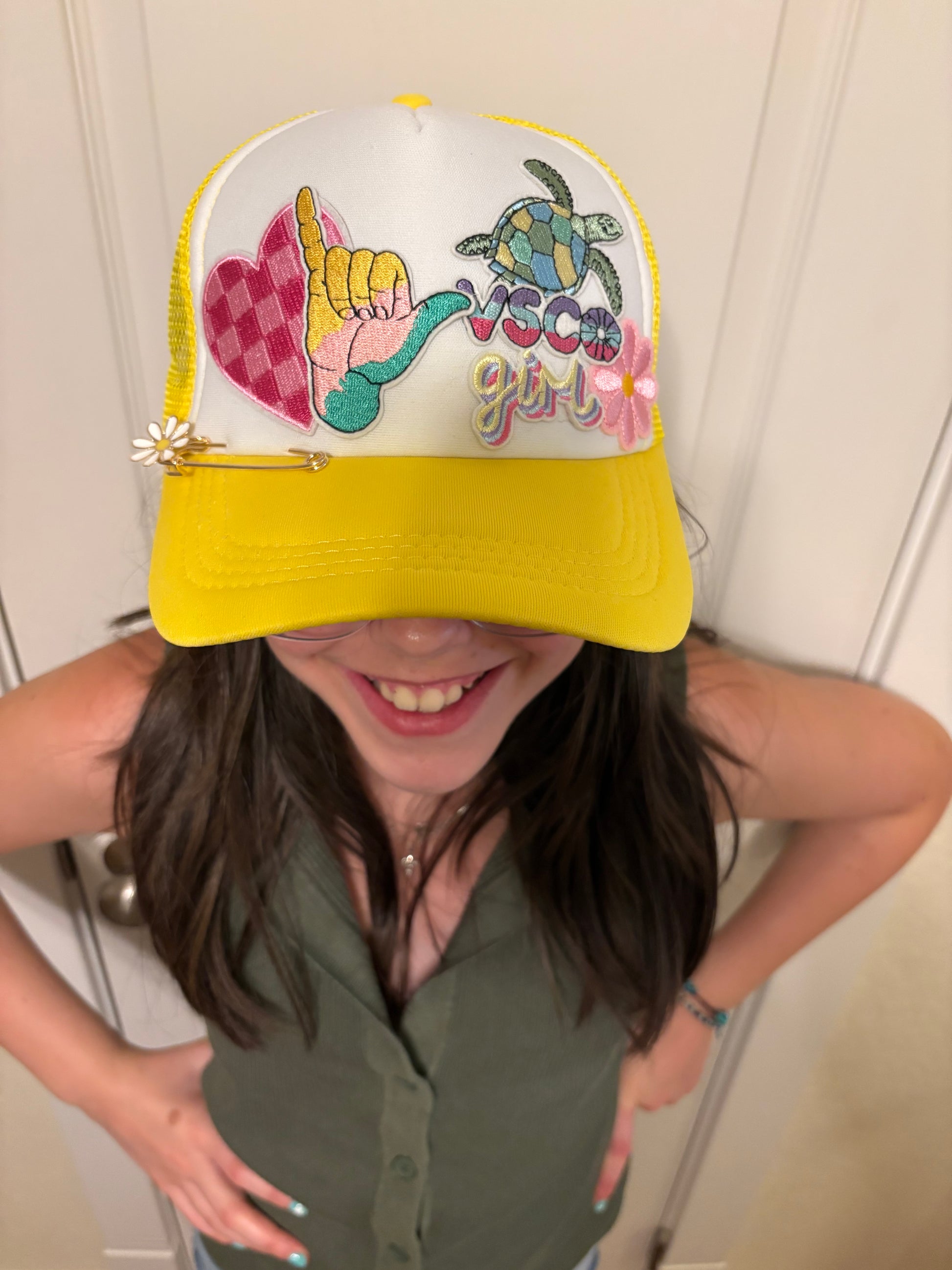 VSCO GIRL TRUCKER HAT